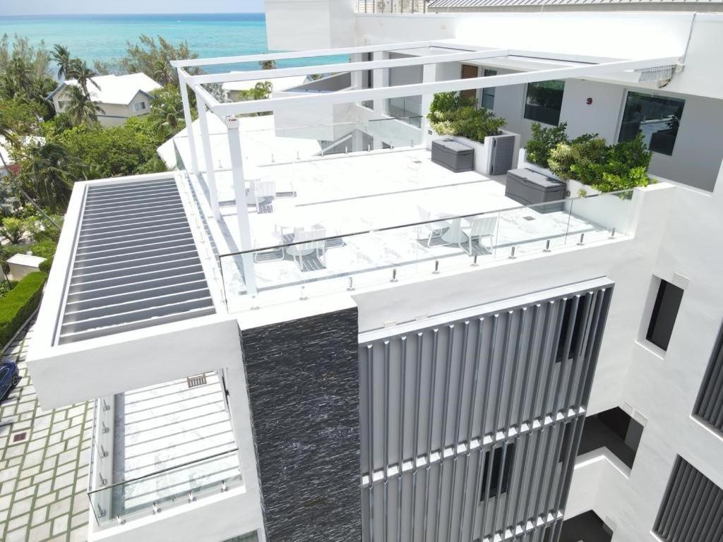 Rum Point Club Residences Driftwood Village Exterior foto